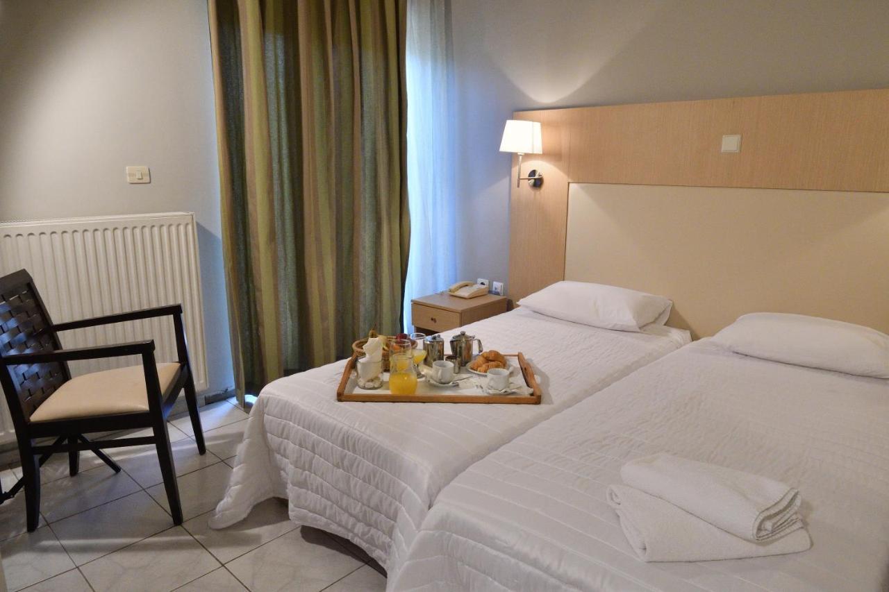 Four Seasons Hotel Trílofon Zewnętrze zdjęcie