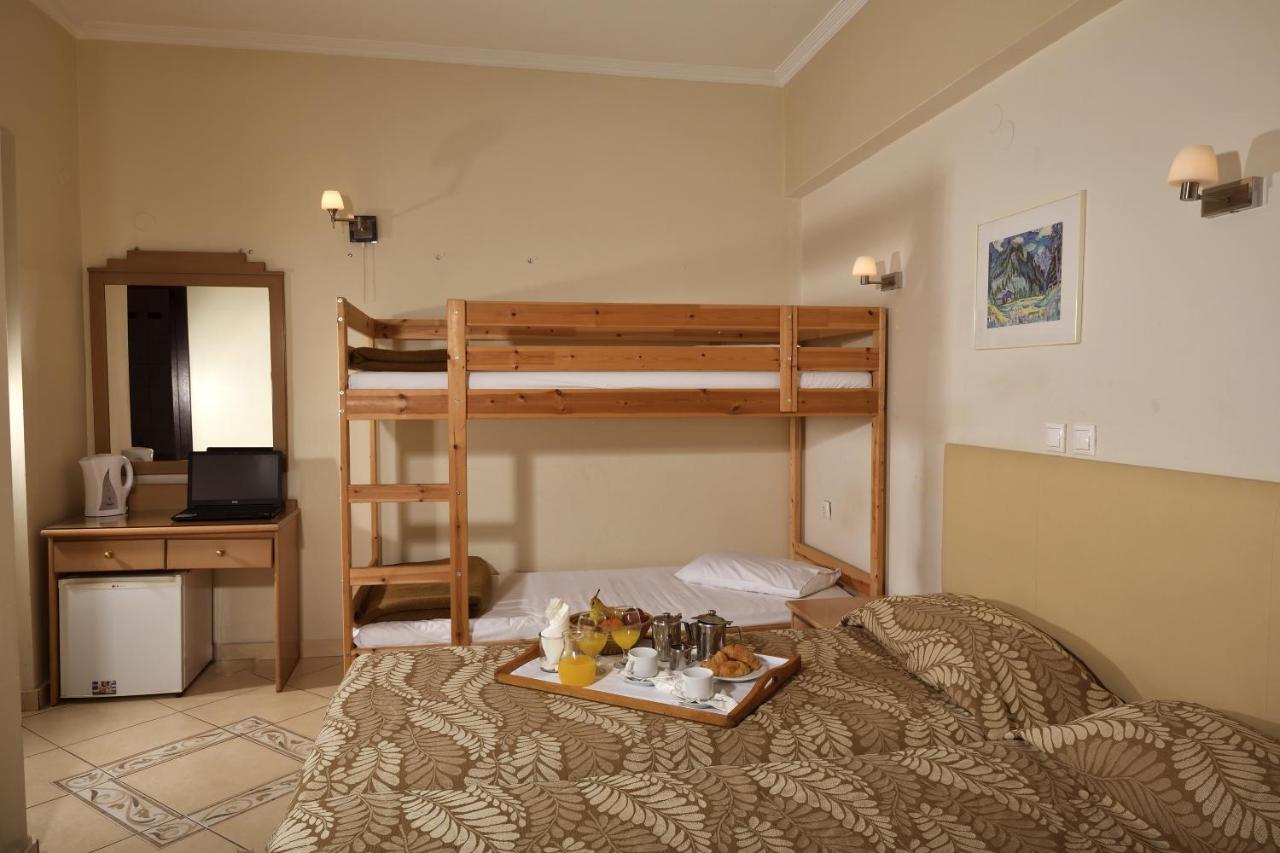 Four Seasons Hotel Trílofon Zewnętrze zdjęcie