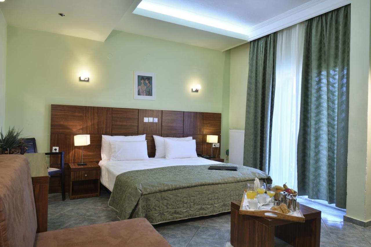 Four Seasons Hotel Trílofon Zewnętrze zdjęcie