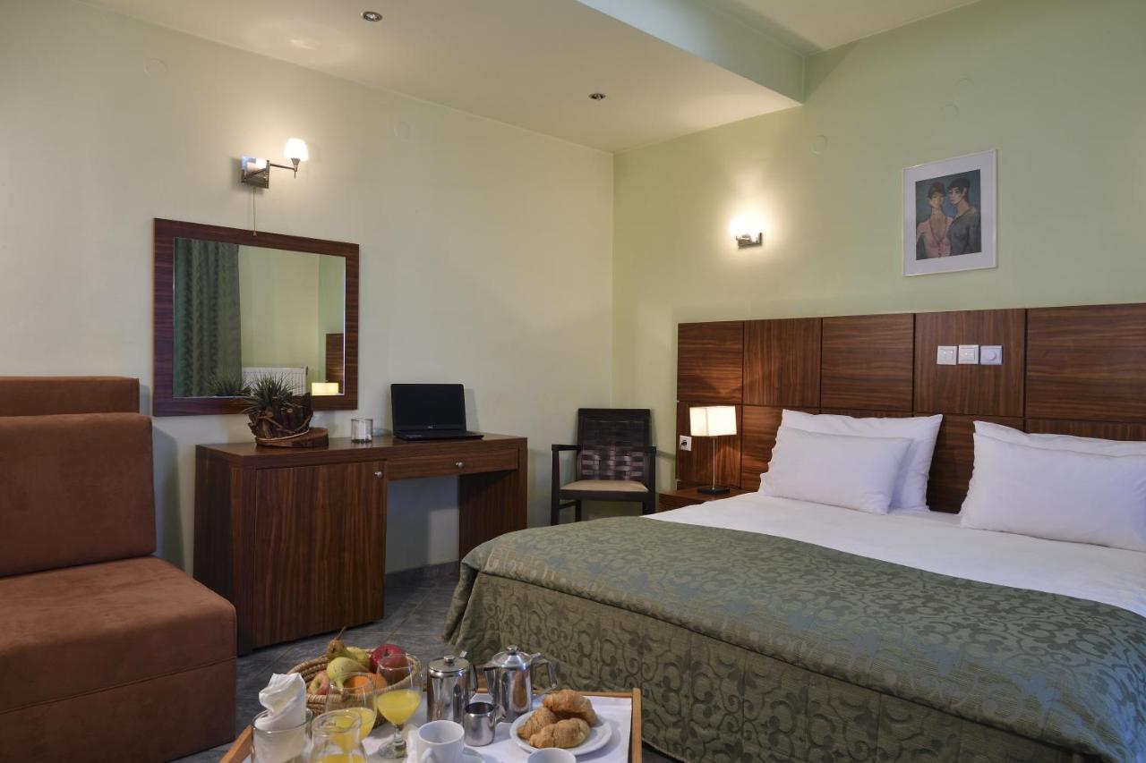 Four Seasons Hotel Trílofon Zewnętrze zdjęcie