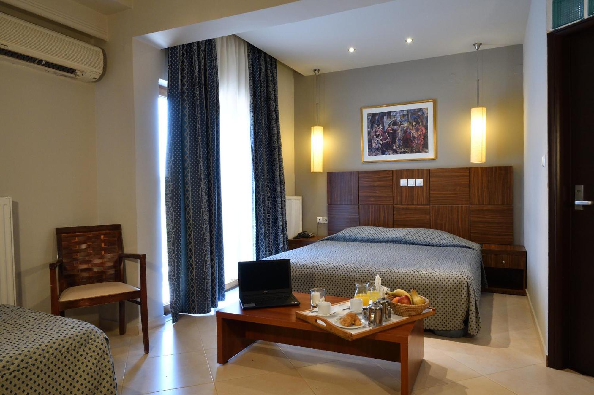 Four Seasons Hotel Trílofon Zewnętrze zdjęcie