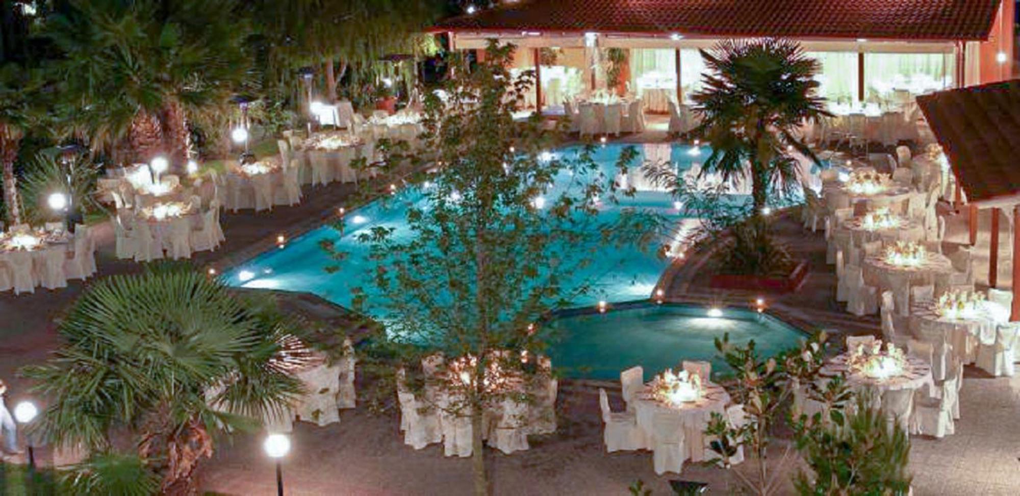 Four Seasons Hotel Trílofon Zewnętrze zdjęcie