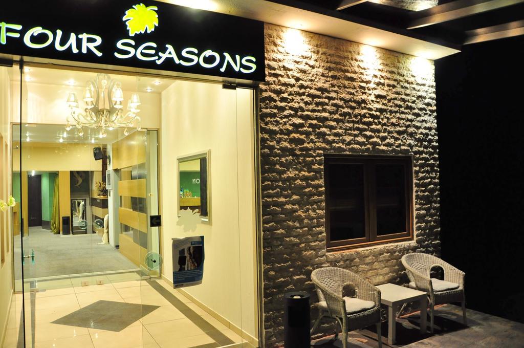 Four Seasons Hotel Trílofon Zewnętrze zdjęcie